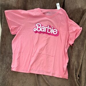 Plus Size Barbie Pink Graphic-T-Shirt.